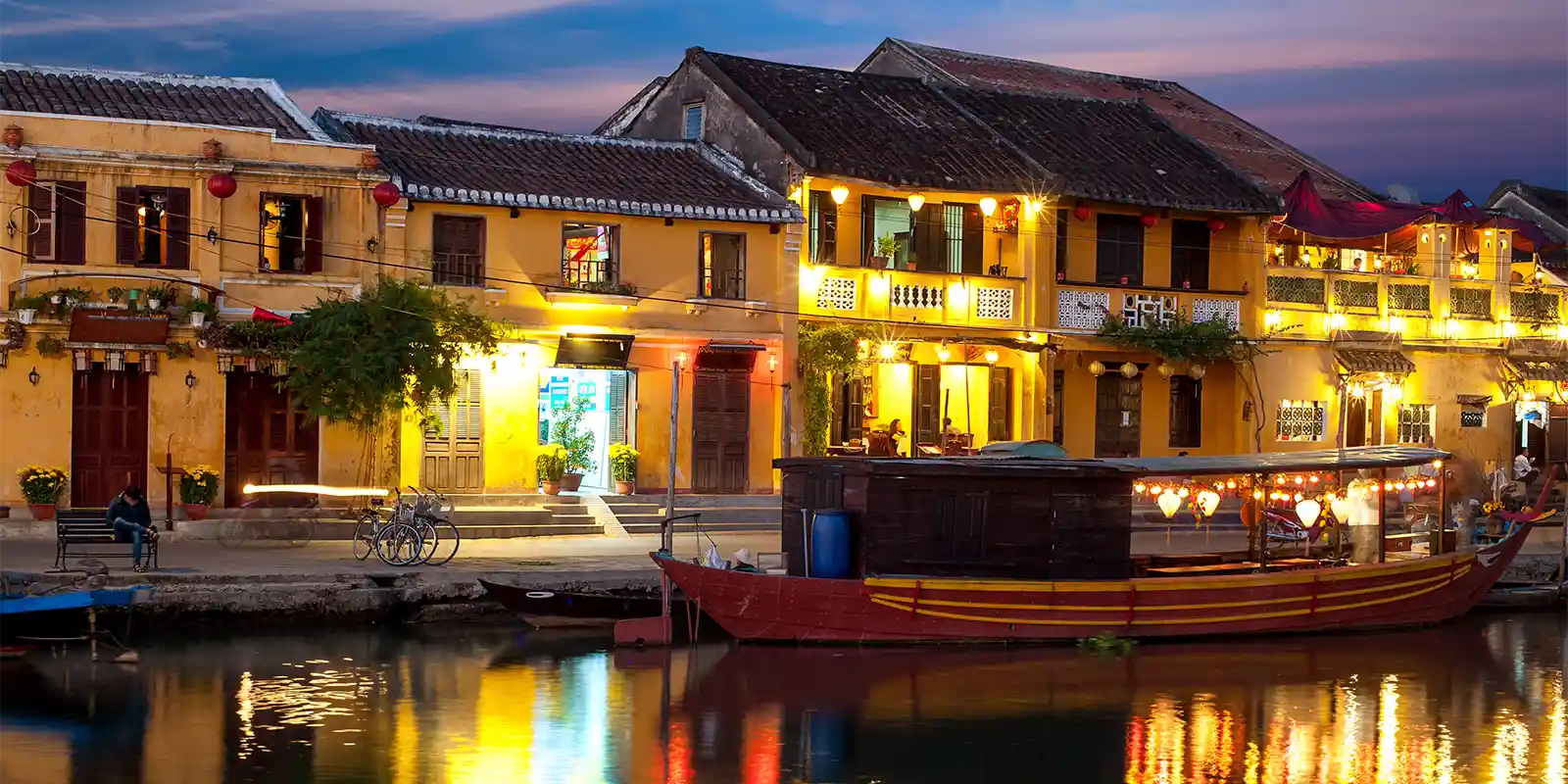 Old Town Hoi An after sunset
