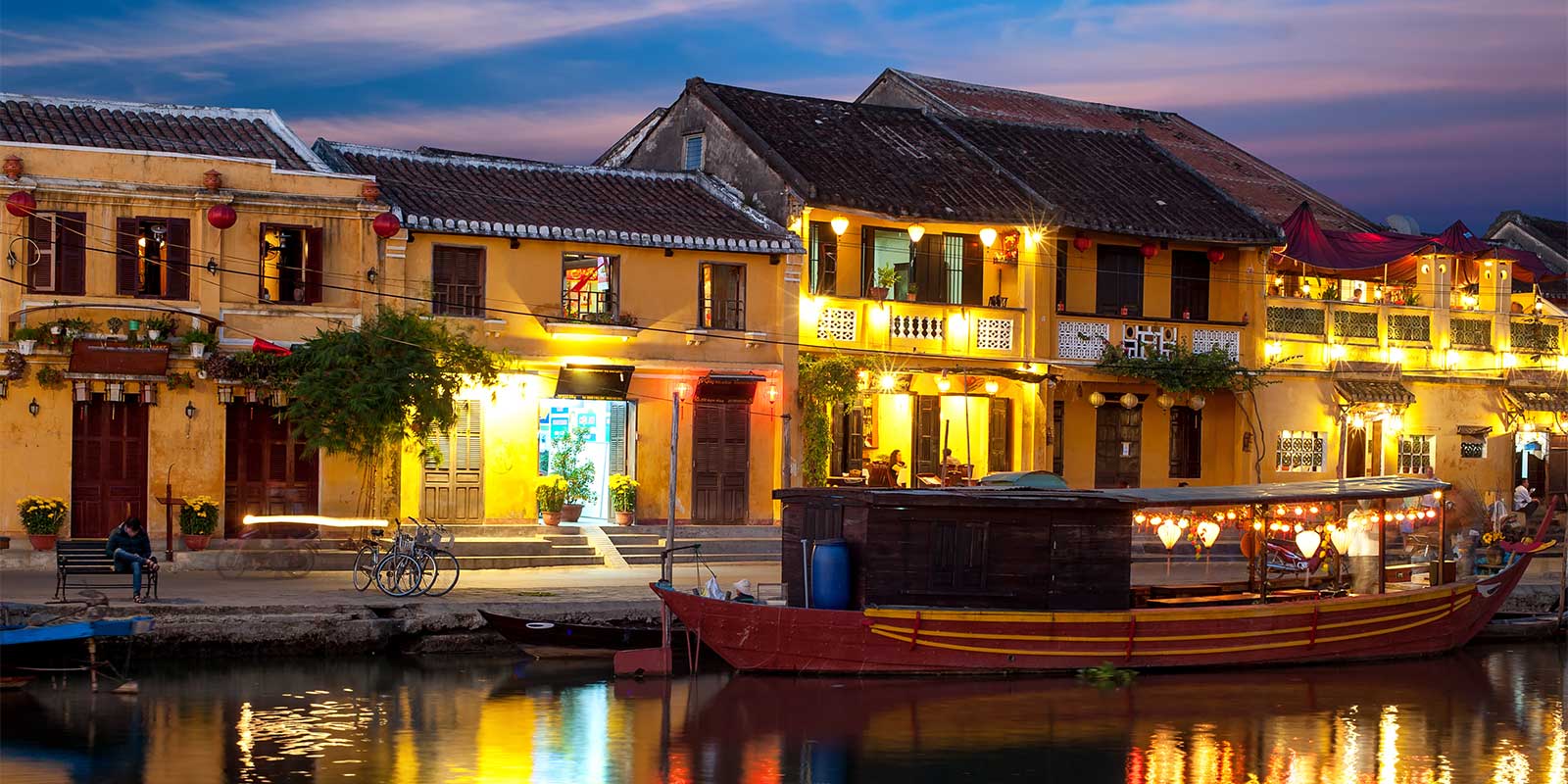 Old Town Hoi An after sunset