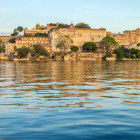 City Palace & Lake Pichola in Udaipur, India