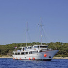 MS Azimut boat in Croatia
