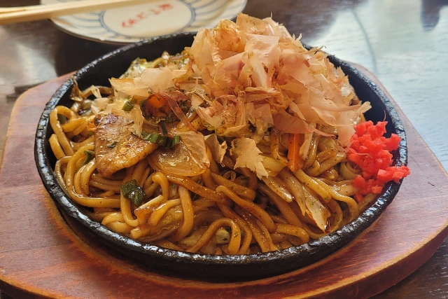 Image of a noodle dish, in Japan.