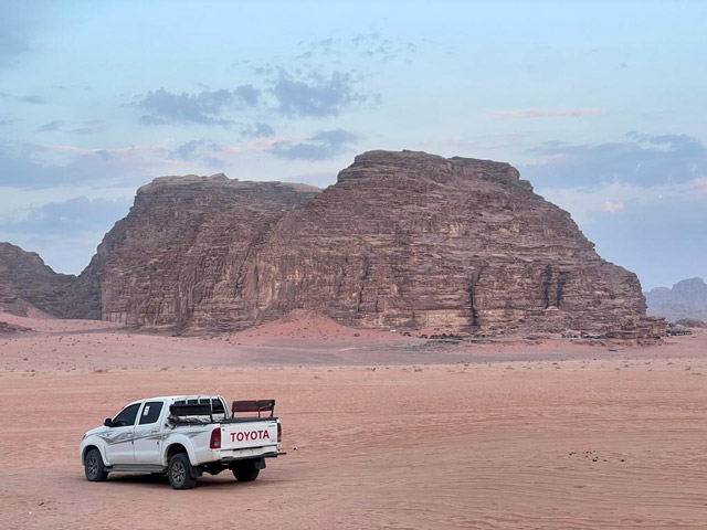 4X4 in Wadi Rum, Jordan.
