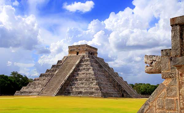 Kukulkan in Chichen Itza, Mexico